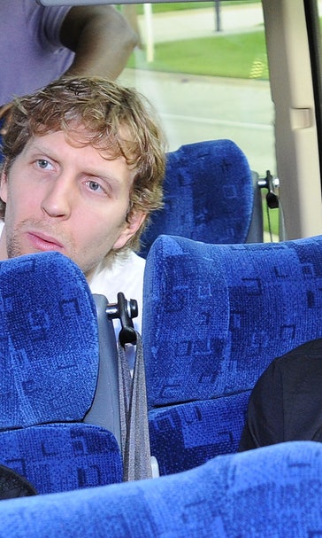 This is what it looks like when Dirk Nowitzki and Steve Nash reunite